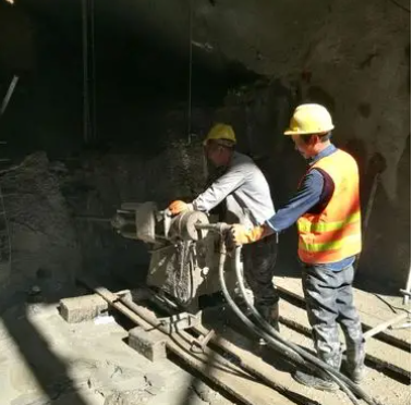 开平水下抗分散灌浆料特点 水下不分散注浆料介绍